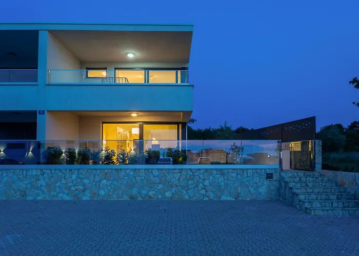 Larus On Island Krk For 6 People With Sea View & Only 500 M From The Sea Villa Malinska