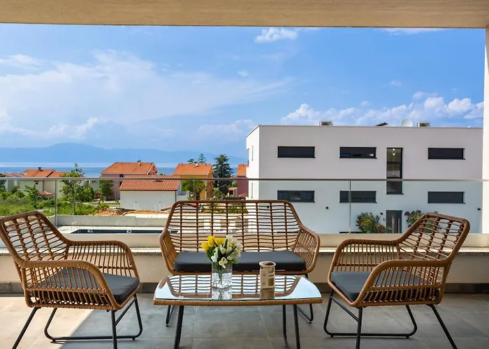 Larus On Island Krk For 6 People With Sea View & Only 500 M From The Sea *