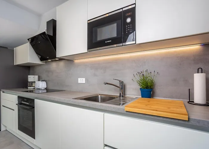 Larus On Island Krk For 6 People With Sea View & Only 500 M From The Sea