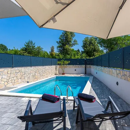 Larus On Island Krk For 6 People With Sea View & Only 500 M From The Sea *