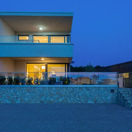 Larus On Island Krk For 6 People With Sea View & Only 500 M From The Sea Villa Malinska