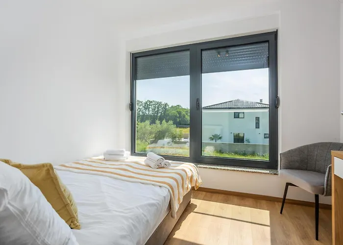 Larus On Island Krk For 6 People With Sea View & Only 500 M From The Sea *