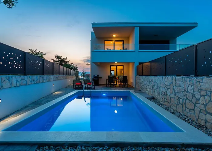 Larus On Island Krk For 6 People With Sea View & Only 500 M From The Sea