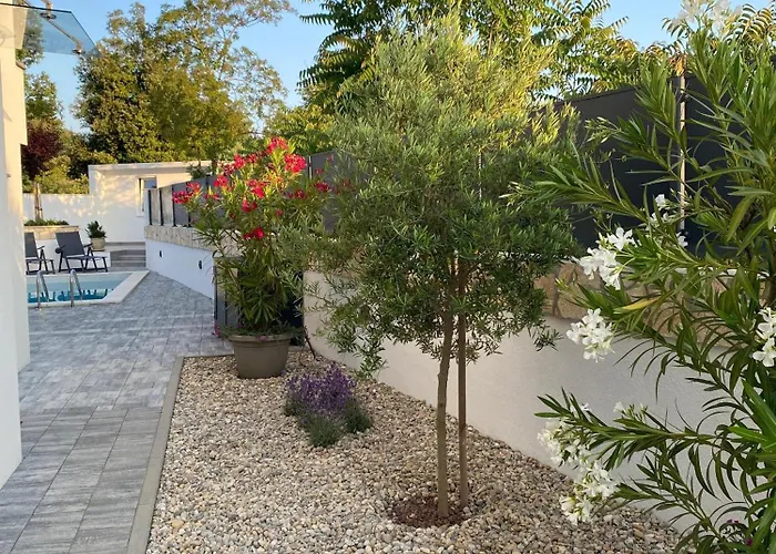 Larus On Island Krk For 6 People With Sea View & Only 500 M From The Sea Villa *